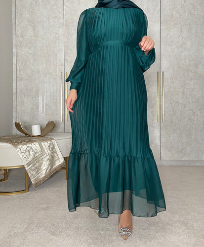 From High Street to Haute Couture: The Evolution of UK Fashion